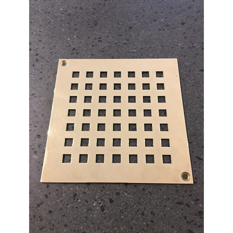 Grate in brass Grate in brass