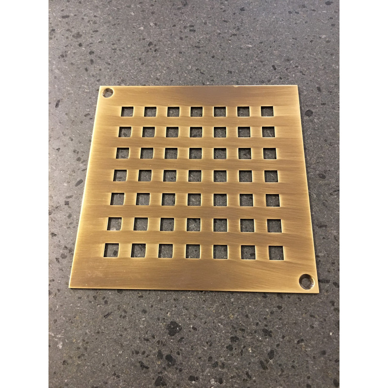 Grate in bronze Grate in bronze